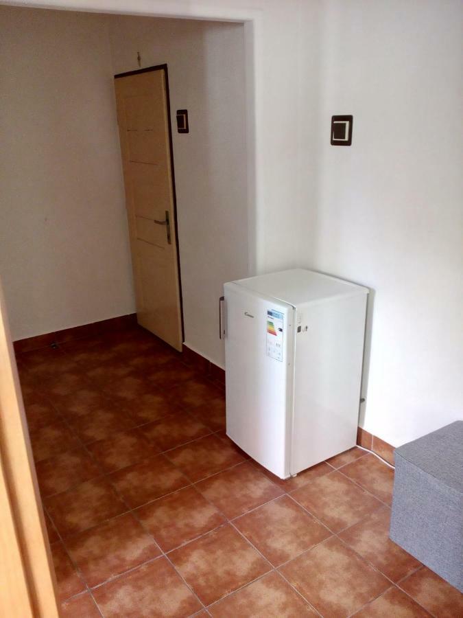 Urban Center Hotel ออราฟสกี ป็อดซาม็อก ภายนอก รูปภาพ